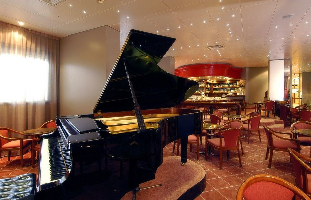 Four Points By Sheraton Padova Restaurant bilde